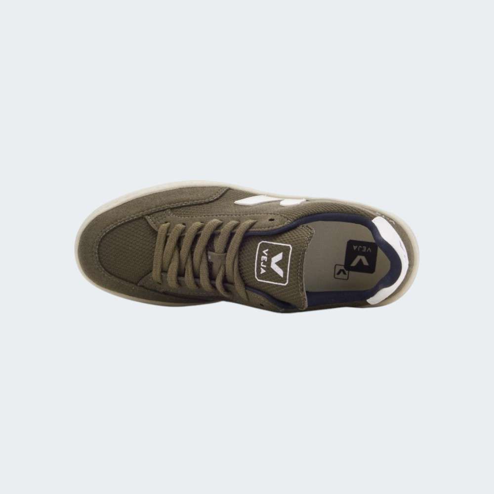 VEJA V12