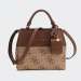 MALA GUESS BERTA HANDBAG LATTE LOGO/BROWN