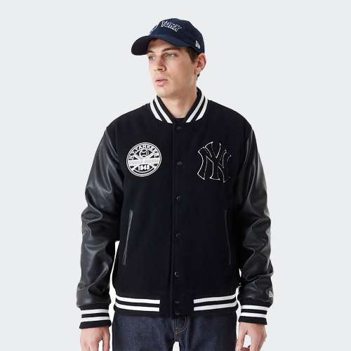 BLUSÃO NEW ERA NEW YORK YANKEES LARGE LOGO BLACK/OFF WHITE