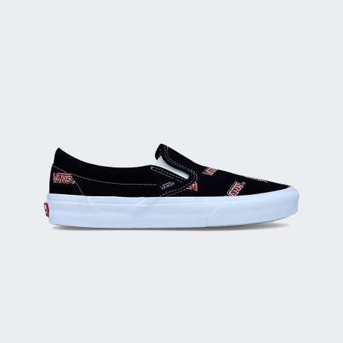 VANS CLASSIC SLIP-ON W BLACK/WHITE