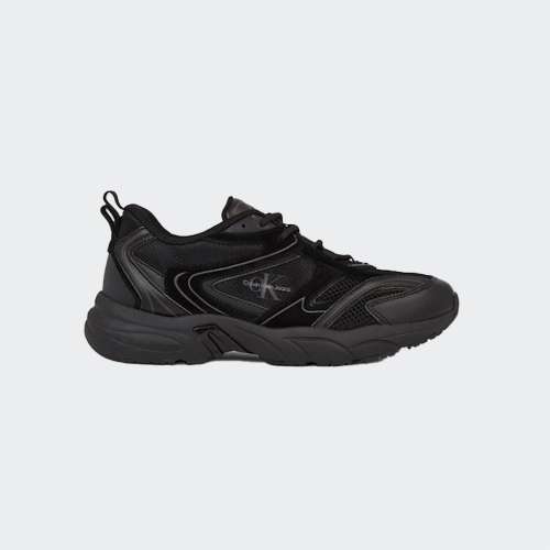 YM0YM00589-0GT_TRIPLEBLACK