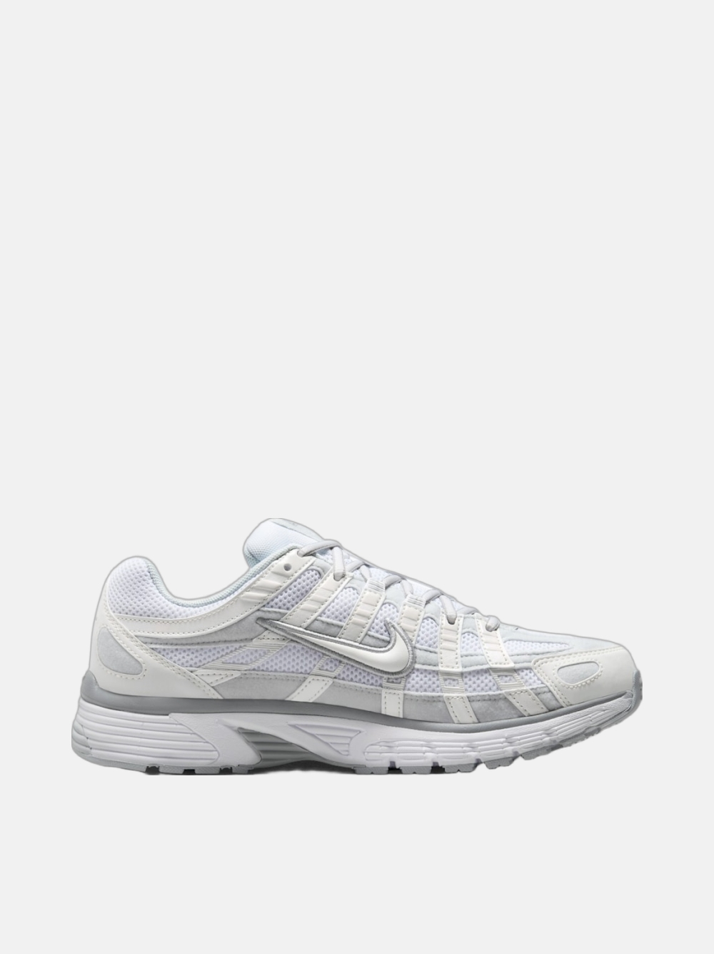 NIKE W P 6000