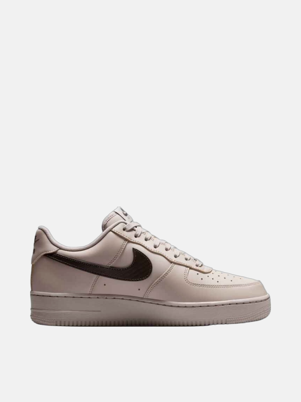 NIKE AIR FORCE 1 07